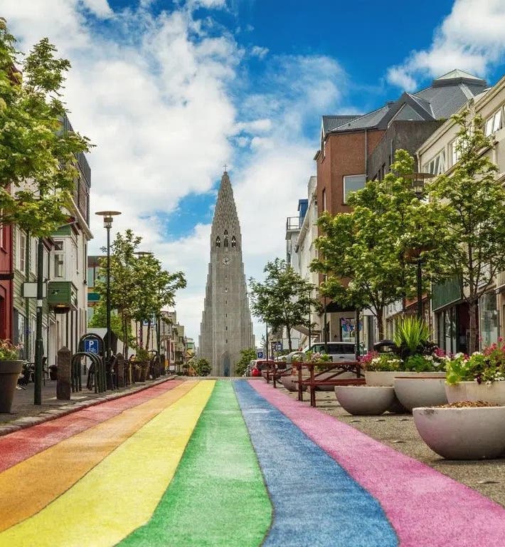 rainbowstreetinIceland-ezgif.com-webp-to-jpg-converter.jpg