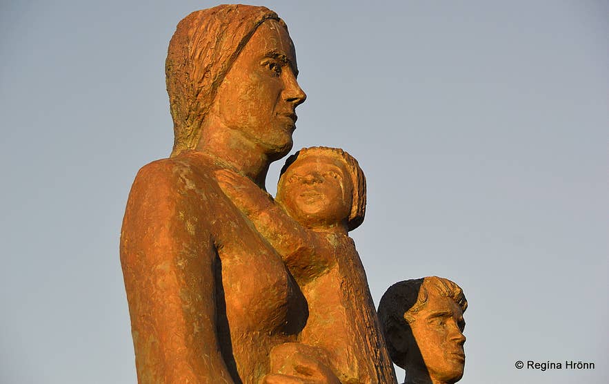 Beautiful Artwork by the noted Sculptor Ragnar Kjartansson Senior Beautiful Artwork by the noted Sculptor Ragnar Kjartansson Senior