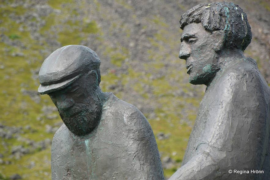 Beautiful Artwork by the noted Sculptor Ragnar Kjartansson Senior Beautiful Artwork by the noted Sculptor Ragnar Kjartansson Senior