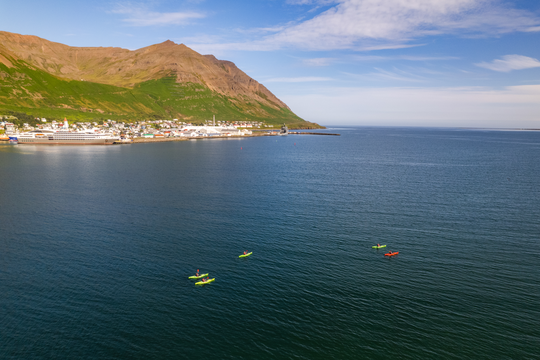 Excursion en Kayak dans le Fjord Siglufjordur au Nord de l'Islande