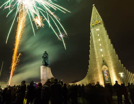 Luxury New Year's Eve Firework Cruise from Reykjavik on a Yacht