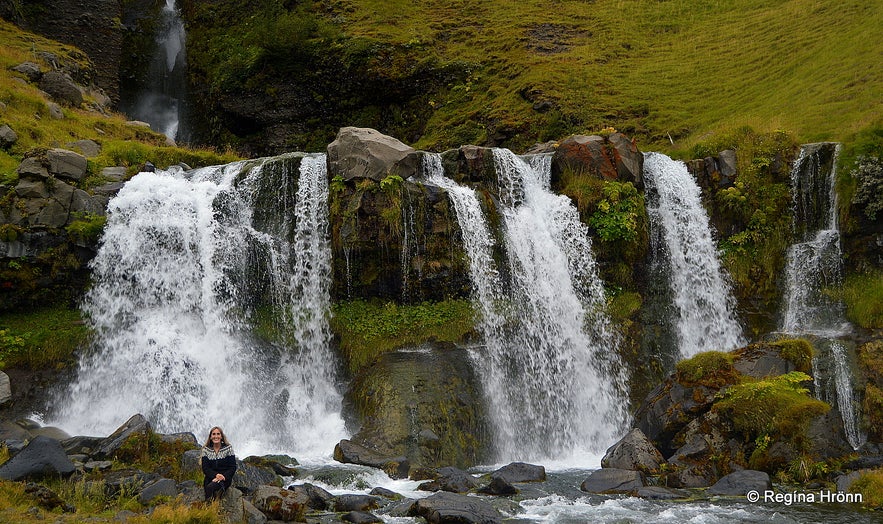 Regína by Gluggafoss waterfall