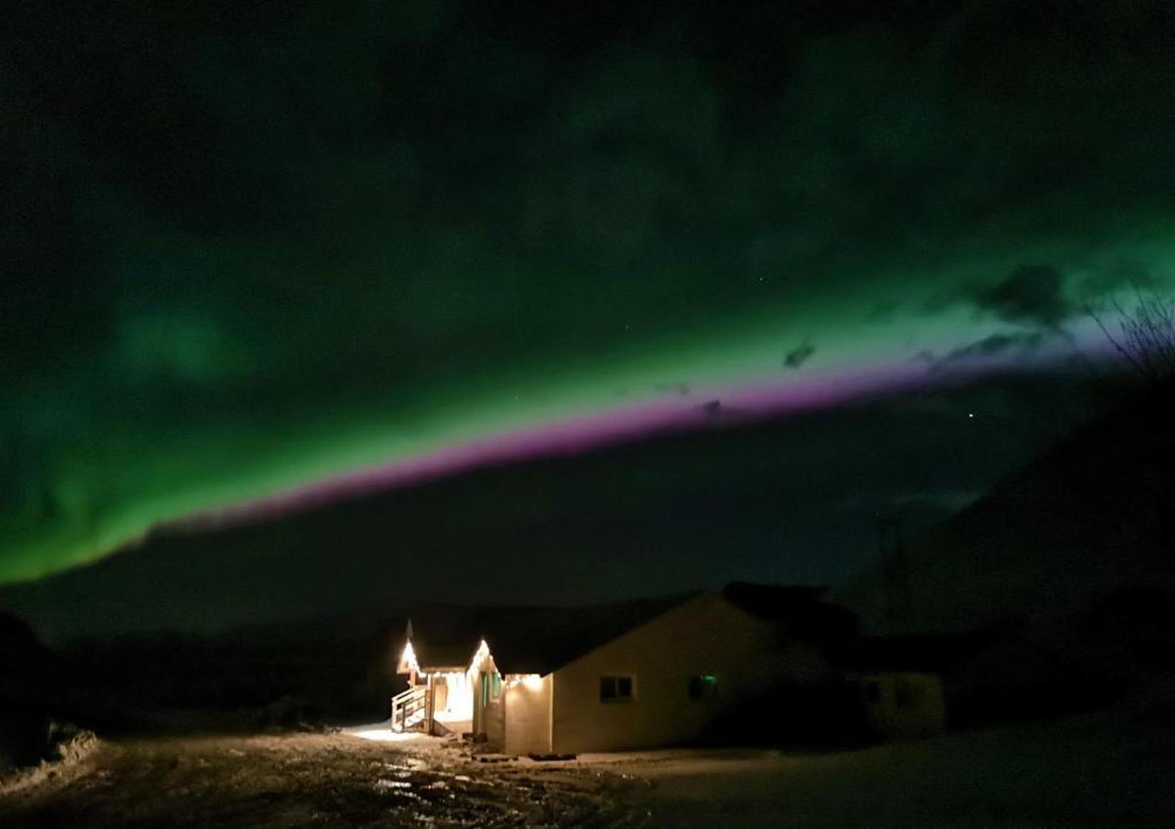 Hotel Burfell under the Northern Lights.