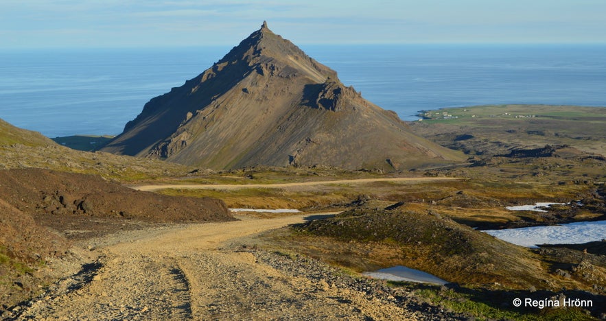 A very Scenic Drive across Jökulháls Mountain Pass on the Snæfellsnes Peninsula