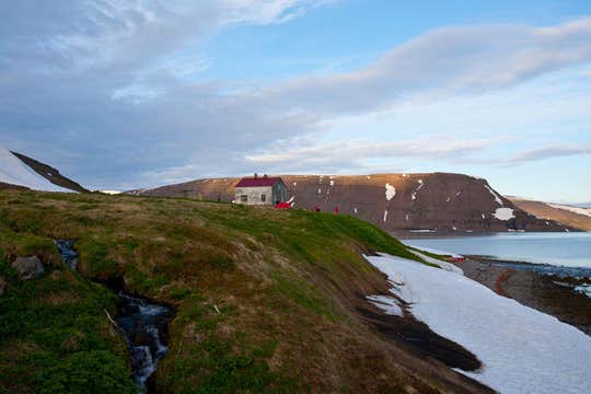 Stunning 4-Day Kayaking Tour in Hornstrandir with Transfer from Isafjordur