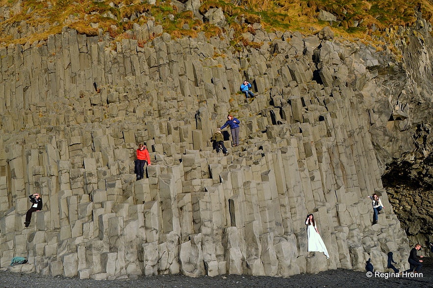 Extremely dangerous Waves by Reynisfjara and Kirkjufjara black Beaches in South-Iceland!