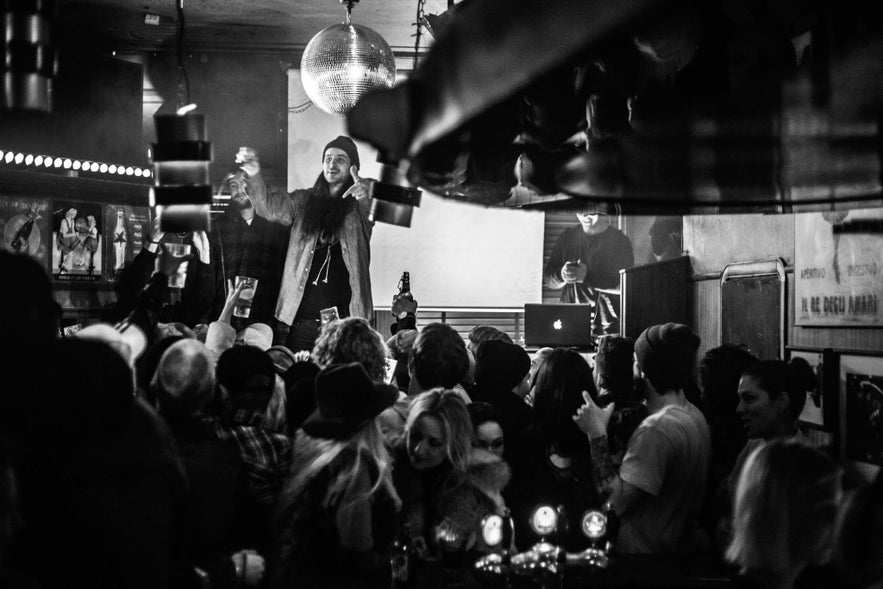 Prikið hosts musical performances by emerging and established artists.