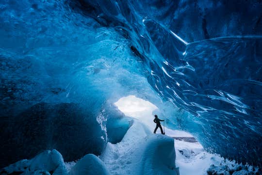 5-Hour Ice Caving & Glacier Hiking Tour in Vatnajokull Glacier from Jokulsarlon Glacier Lagoon