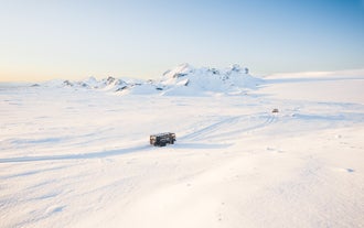 Visite du Cercle d'Or & Motoneige depuis Reykjavik