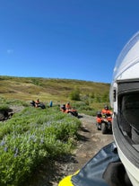 Bellissimo tour di 2 ore in veicolo ATV sulle montagne, con trasferimento da Reykjavik