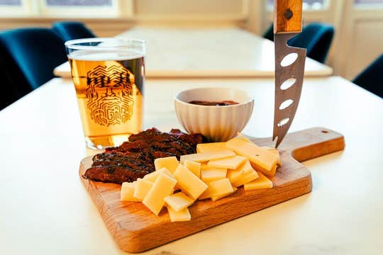 Authentic Icelandic Food & Beer Tasting Tour with Local Guide in Reykjavik