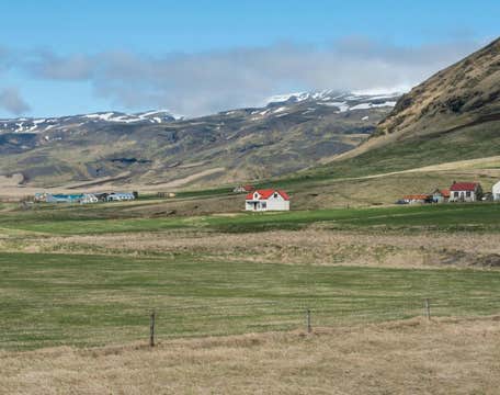 Raudafell Guesthouse