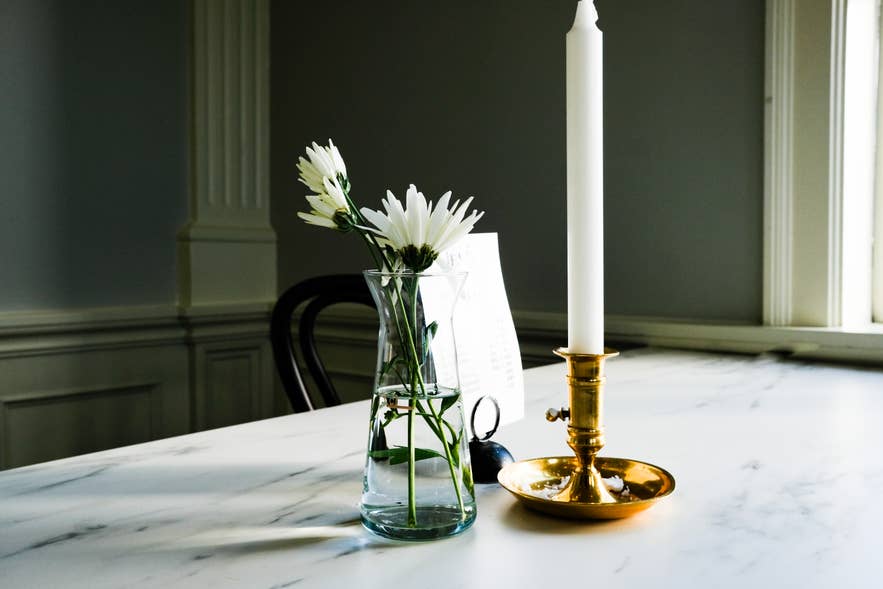IÐNÓ is a perfect for sitting down and enjoying some drinks and pastries