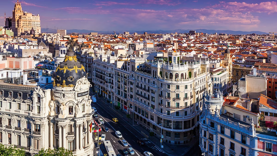 Factors to Consider When Choosing Your First Country as a Digital Nomad