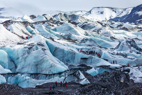 Gletscherwanderung auf dem Vatnajökull mit Transfer von der Gletscherlagune Jökulsarlon