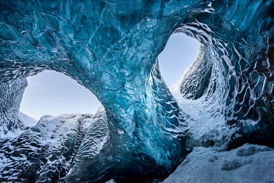 Crystal Ice Cave Exploration Tour of Vatnajokull with Transfer from Jokulsarlon