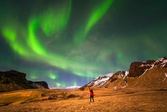 Mesmerizing 4-Hour Buggy and Northern Lights Tour Near Reykjavik