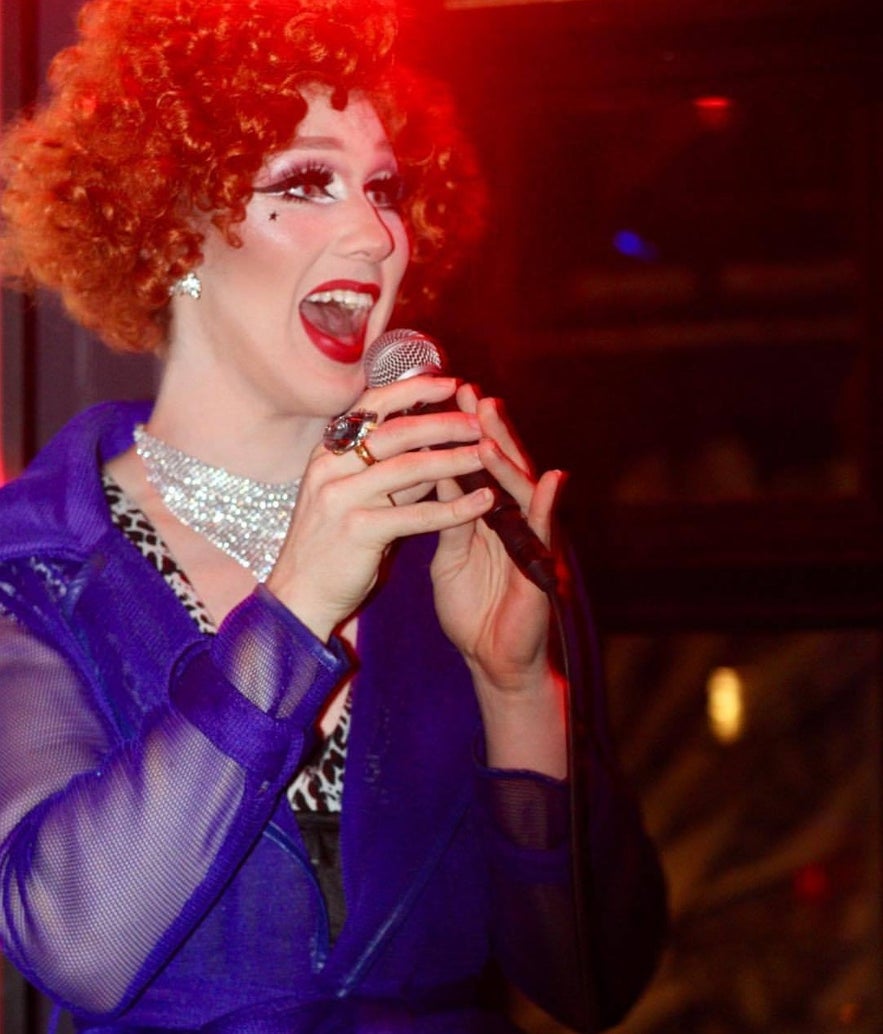 Kiki hosts drag shows, bringing in Icelandic legends such as Gogo Starr.