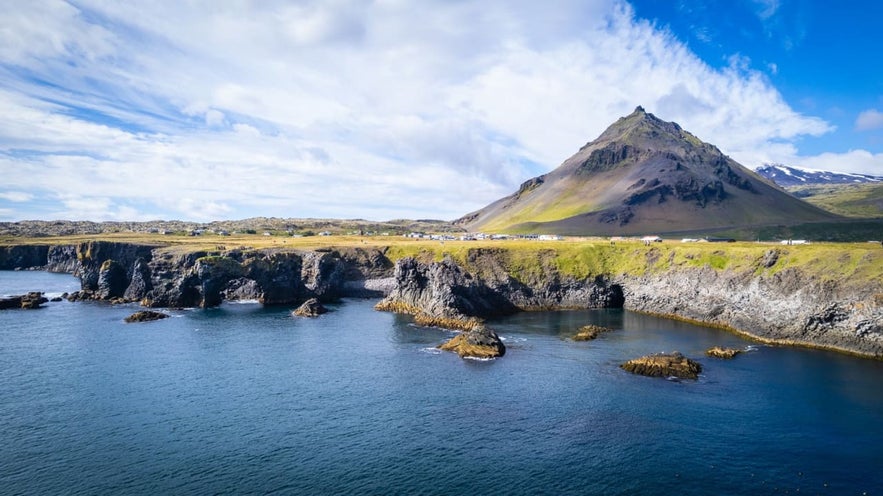 Arnarstapi Center is located by Mount Stapafell on the Snæfellsnes Peninsula.