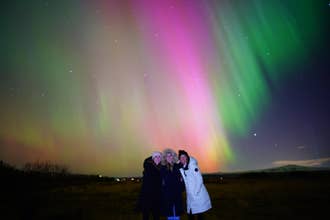 Private Northern Lights Tour with Professional Photoshoot and Warm Snacks from Reykjavik