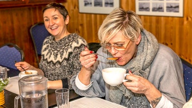 冰岛拥有丰富的饮食文化,因此有许多美味佳肴值得品尝。
