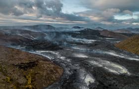 Scenic 1-Hour Helicopter Tour by Latest Volcanic Fields in The Reykjanes Peninsula