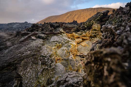 30-Minute Sightseeing Helicopter Tour by Lava Formations in the Reykjanes Area