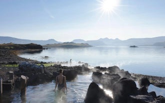 Ontspannend Bad in de Hvammsvik Hot Springs met Transfer vanuit Reykjavik