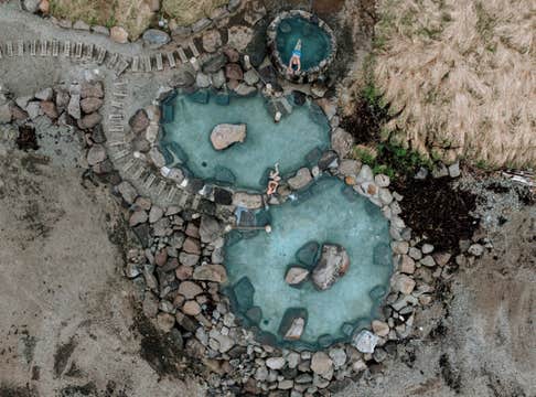 Ontspannend Bad in de Hvammsvik Hot Springs met Transfer vanuit Reykjavik