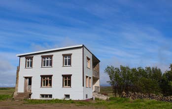 Sydri-Thvera Guesthouse is located in Northwest Iceland.