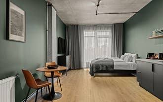 An overview of a studio apartment in Kopavogur's Aurora Nooks.