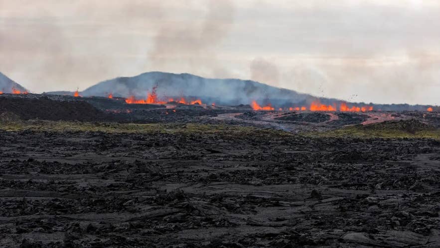 2025年4月1日，Sundhnukagigar火山第八次喷发。