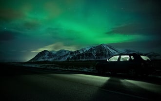 Tour in autonomia di 7 giorni dell'aurora boreale attraverso il Circolo d'Oro e l'Islanda del sud