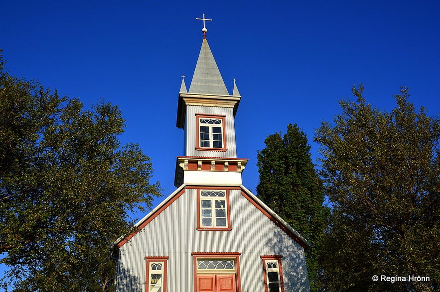 Dansinn í Hruna - The Dance in Hrunakirkja church upcountry in South Iceland - Icelandic Folklore