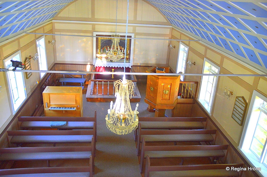 Dansinn í Hruna - The Dance in Hrunakirkja church upcountry in South Iceland - Icelandic Folklore