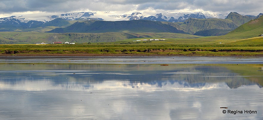 The Farmer at Reynistaður and the Elf who built the Reyniskirkja Church - Icelandic Folklore