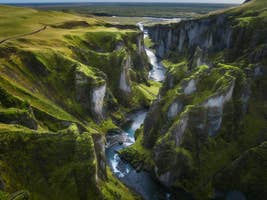 Unforgettable 7 Day Guided Minibus Tour of the Complete Ring Road of Iceland
