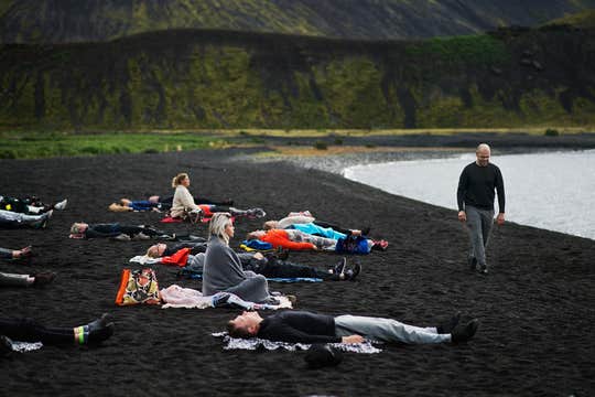 Unique 2.5-Hour Nature Cold Therapy Experience Tour from Reykjavik