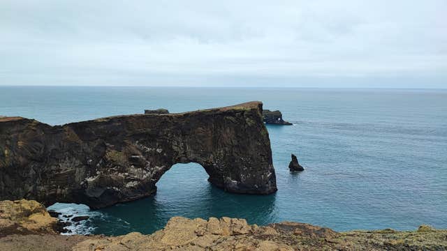 Incredible 2-Day Small-Group Golden Circle and South Coast Tour with Transfer from Reykjavik