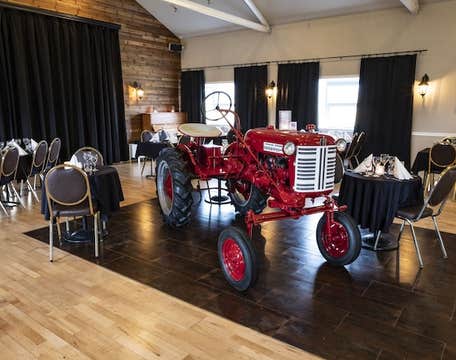 斯马拉屯农场生态小屋 | Smaratun Farm Eco Lodges