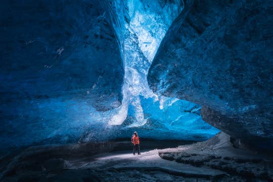 3-Day Golden Circle and South Coast Tour from Reykjavik with Optional Ice Caving Activity