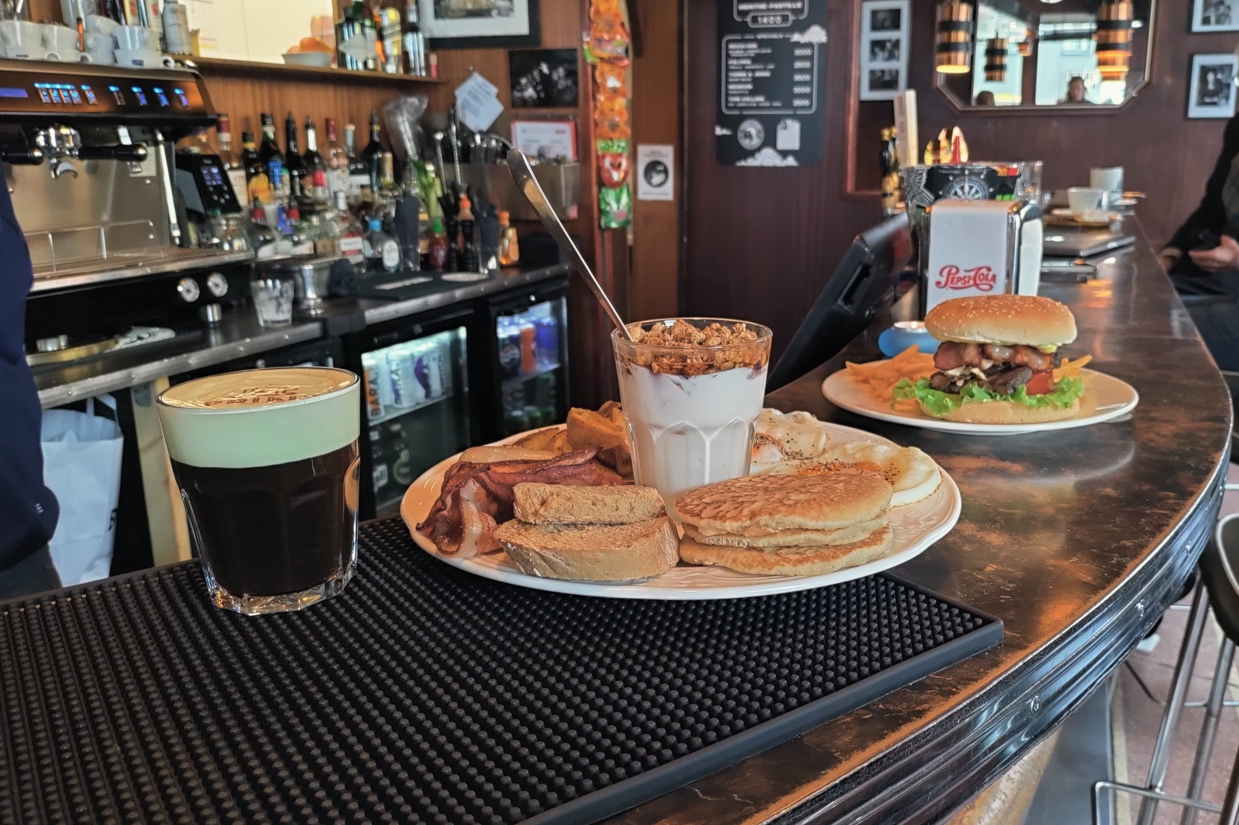 Review of Prikið: The Café That Parties After Dark