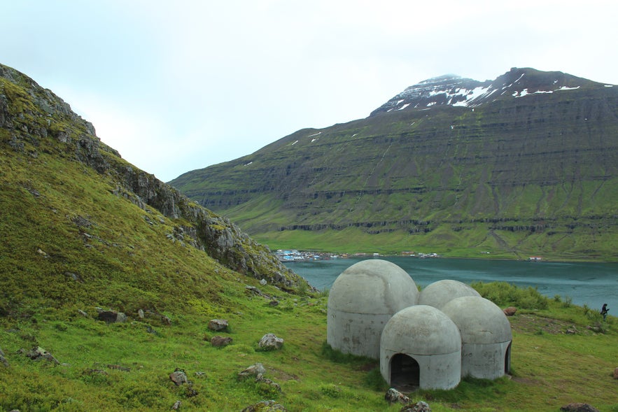 Tvisongur Sound Sculpture