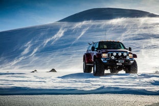 Joining super jeep tours is a great way to explore the Fjallabak Nature Reserve.