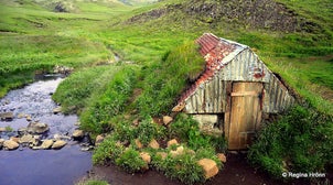 Hrunalaug Hot Spring