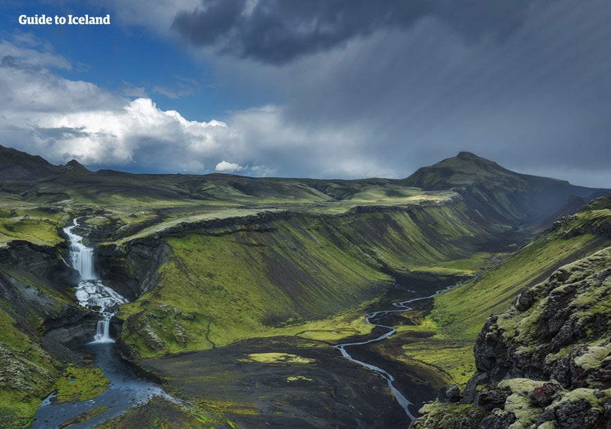 Ofaerufoss waterfall and the Eldgja fissure. Ofaerufoss waterfall and the Eldgja fissure.