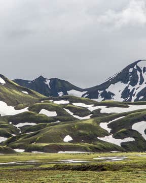 Private Landmannalaugar Hiking & Hot Spring Tour from Reykjavik with French Guide