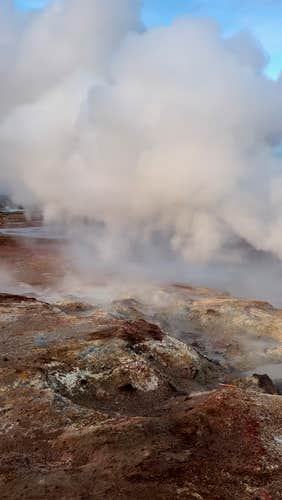 Private Reykjanes Peninsula Tour with French Guide and Transfer from Reykjavik
