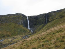 Guía de Viaje a la Cascada Grundarfoss