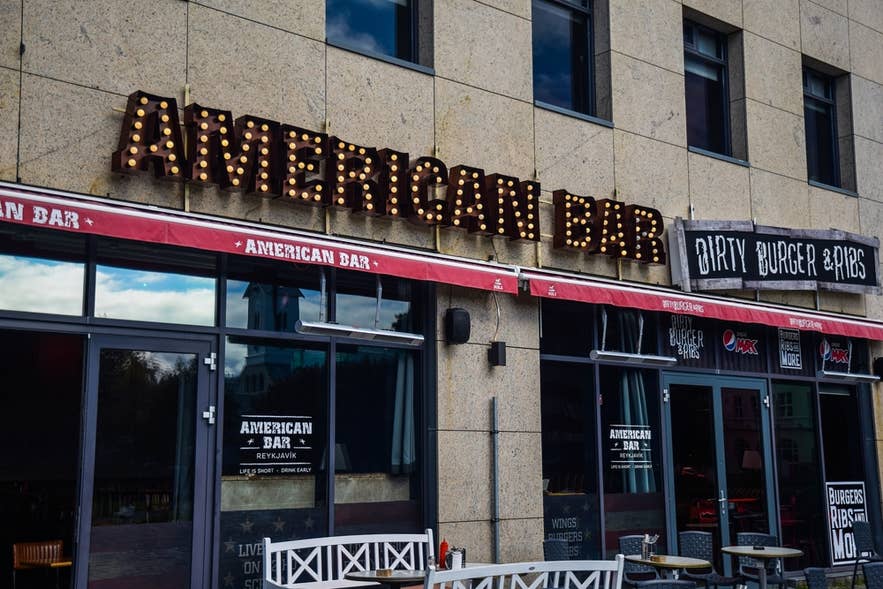 Experience the American nightlife in Reykjavik at the American Bar